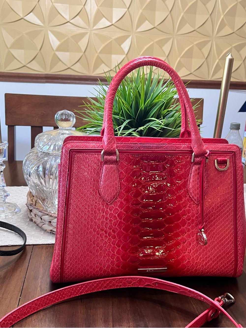 Brahmin Small Finley - Flame Calimero